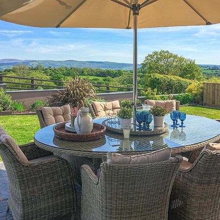 Maes Y Bryn Farmhouse Llanwrda Dış mekan fotoğraf