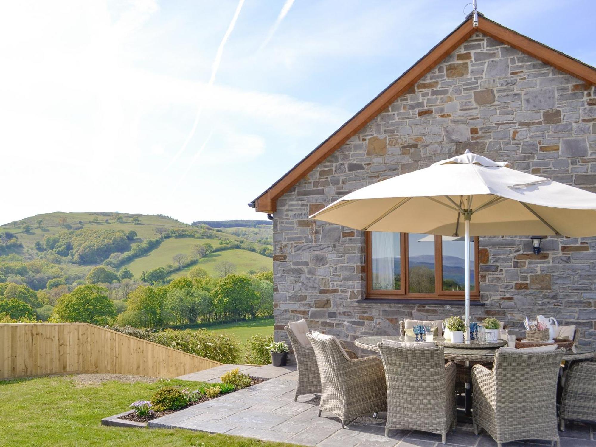 Maes Y Bryn Farmhouse Llanwrda Dış mekan fotoğraf