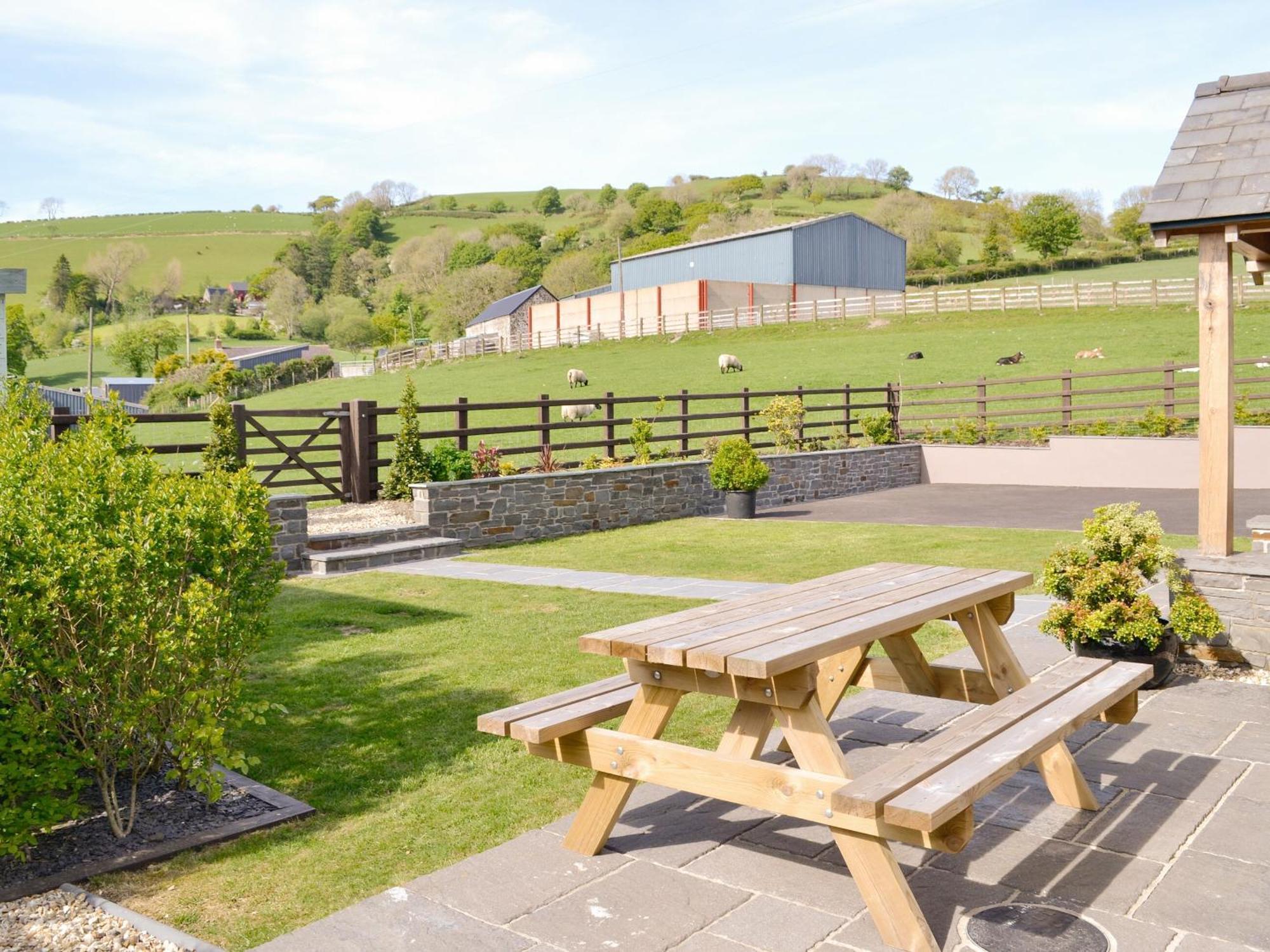 Maes Y Bryn Farmhouse Llanwrda Dış mekan fotoğraf